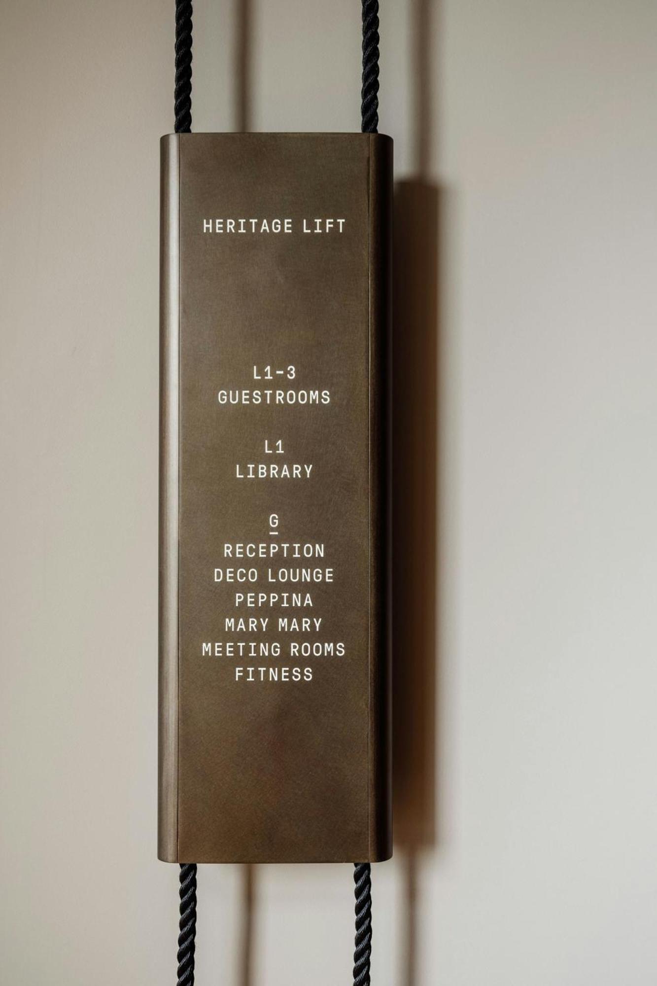 The Tasman, A Luxury Collection Hotel, Hobart Exterior foto A directory sign